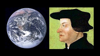 Erdkugen und gemaltes Gesicht im Profil